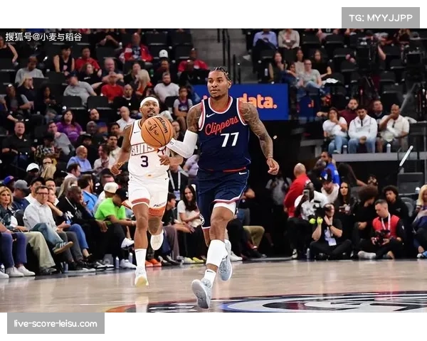 小波特赛季初表现抢眼，五场比赛两次得分超30，上季仅三次